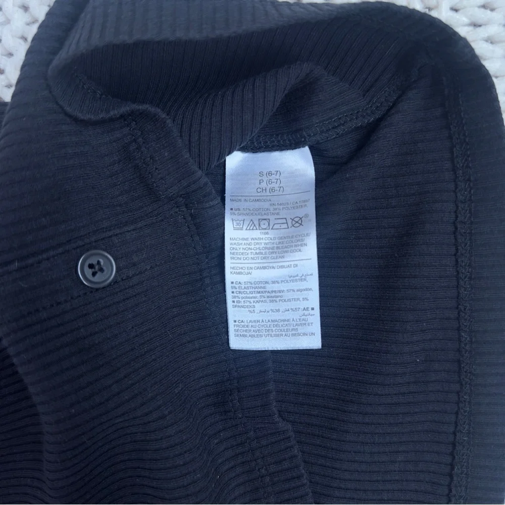 Old Navy Black Ribbed Girls Dress Size S (6-7)